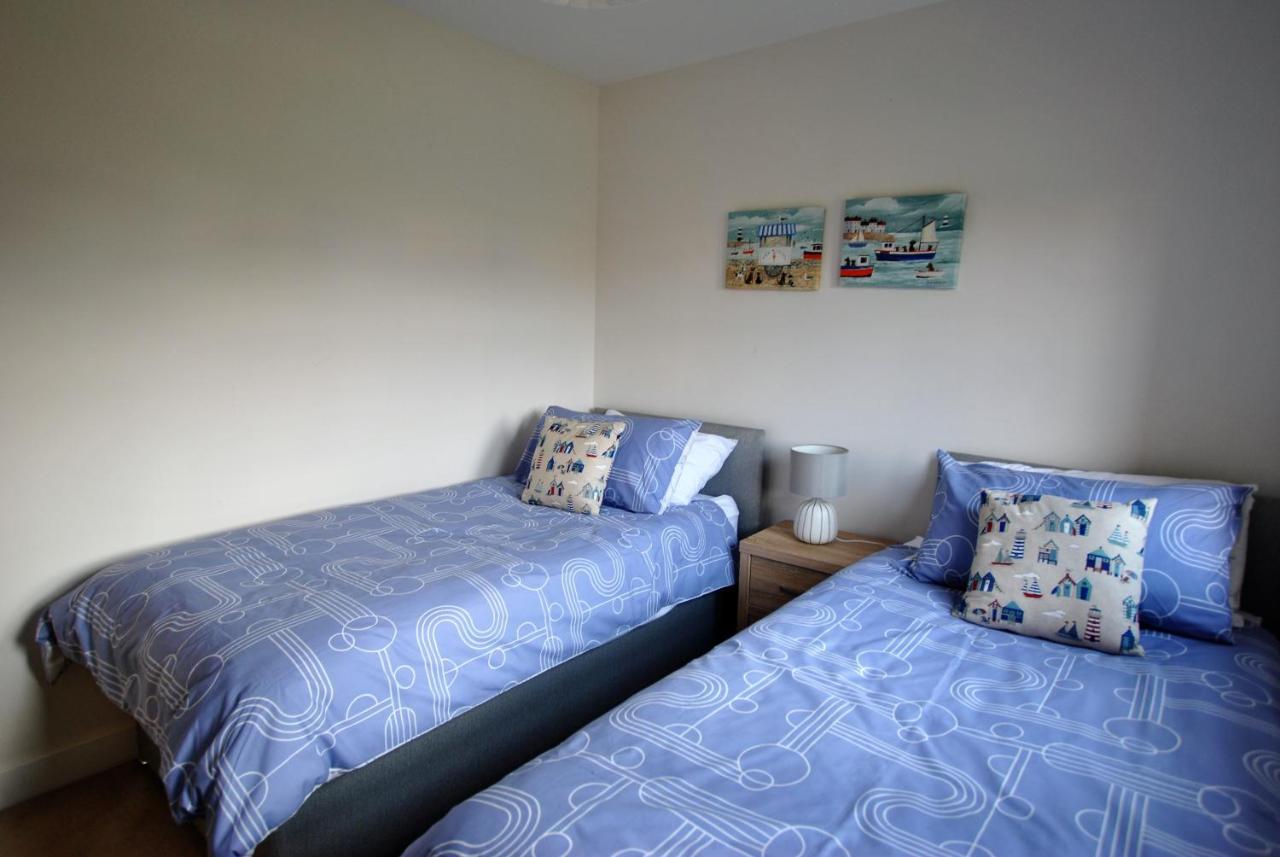 איינסטרטר The Neuk- Contemporary Coastal Apartment מראה חיצוני תמונה