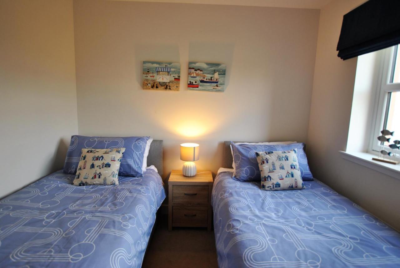 איינסטרטר The Neuk- Contemporary Coastal Apartment מראה חיצוני תמונה