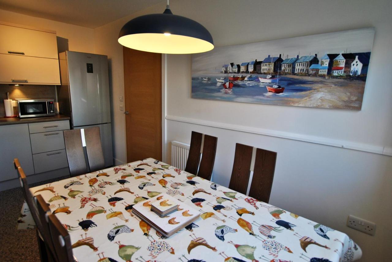 איינסטרטר The Neuk- Contemporary Coastal Apartment מראה חיצוני תמונה